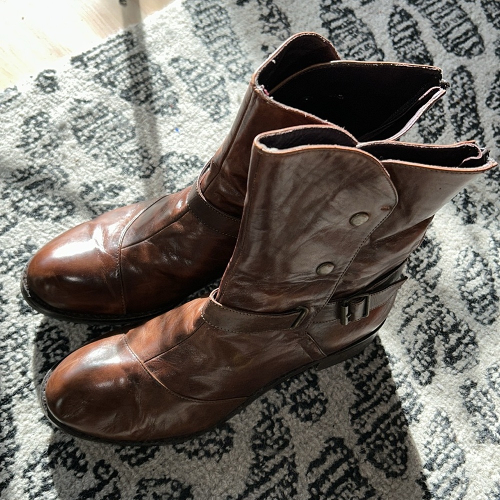 Everybody Leather Ankle Boot - image 4